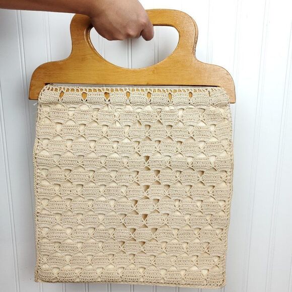 Vintage Handmade Crochet Bag - Picture 3 of 9